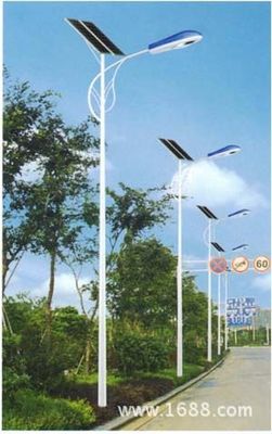 太陽能路燈價(jià)格方面,太陽能路燈售價(jià)203元