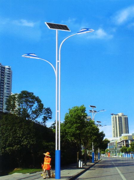 雙頭太陽能路燈,雙頭太陽能路燈圖片